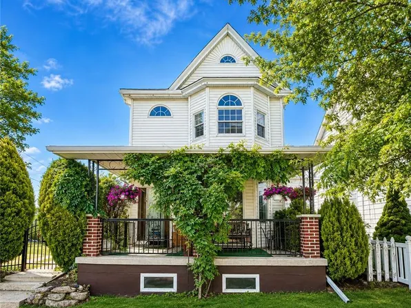306 E White St, Summit Hill, PA 18250