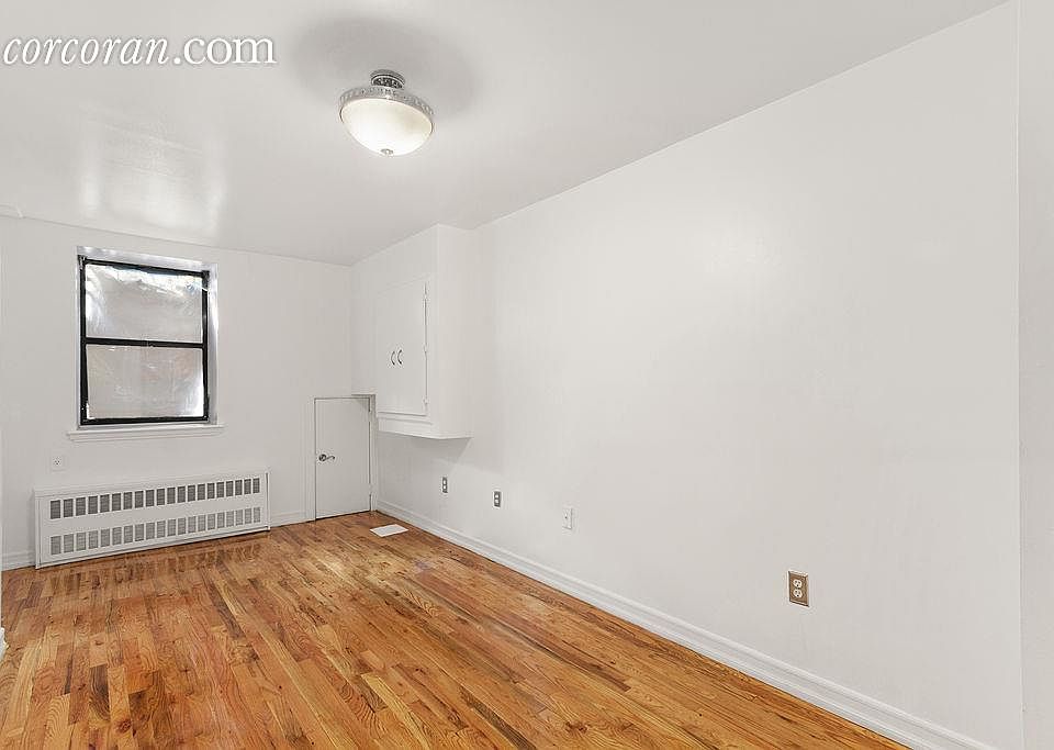 2nd image of 9 E 129th St #1