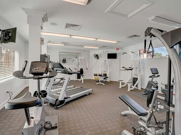 800 Uno Lago Dr #305 — Photo 47