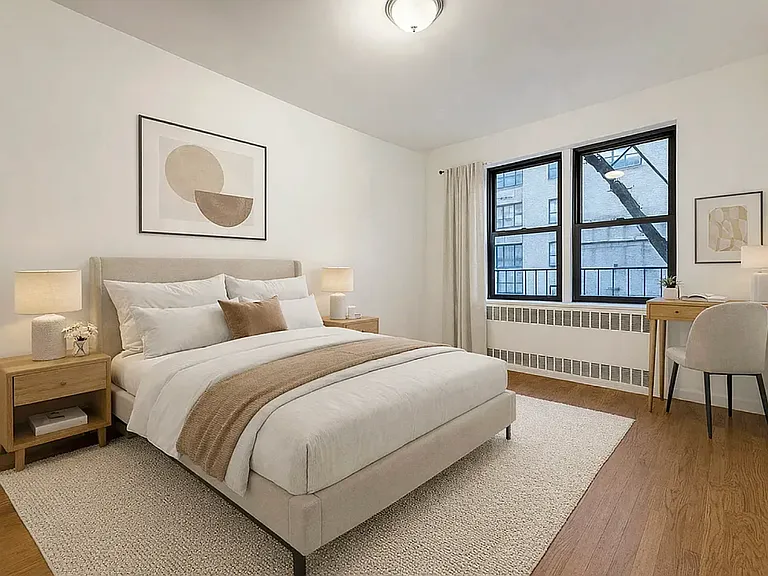315 E 56th St #5B — Photo 2