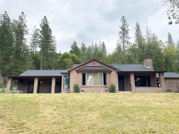 782 Covered Bridge Rd, Rogue River, OR 97537