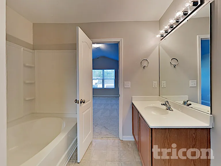 576 Gentle Breeze Ln — Photo 12