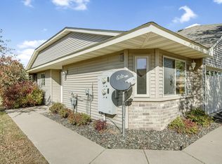 807 Plum Tree Ln, Somerset, WI 54025