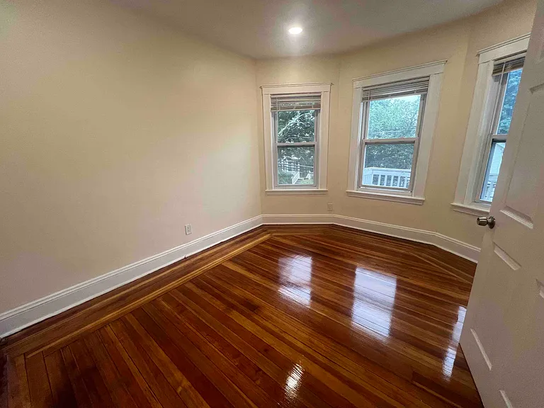 43 Conwell Ave #2 — Photo 8