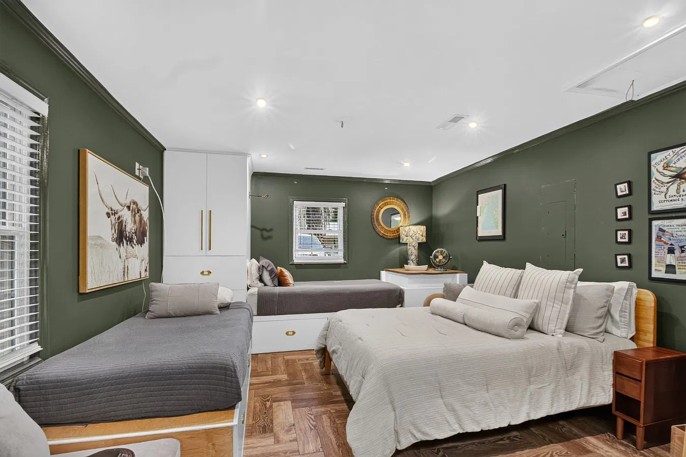 4 bed, 1950 sqft, $9,000 — Photo 3