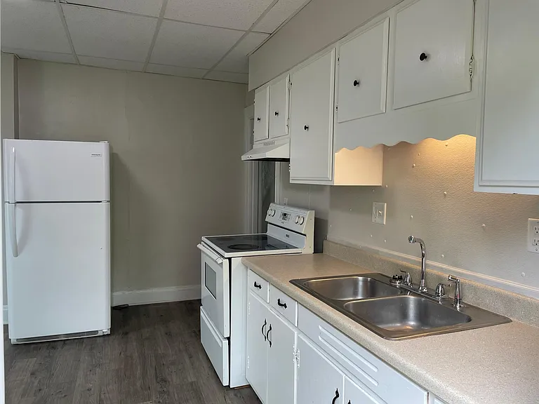 419 N 7th St #B — Photo 4