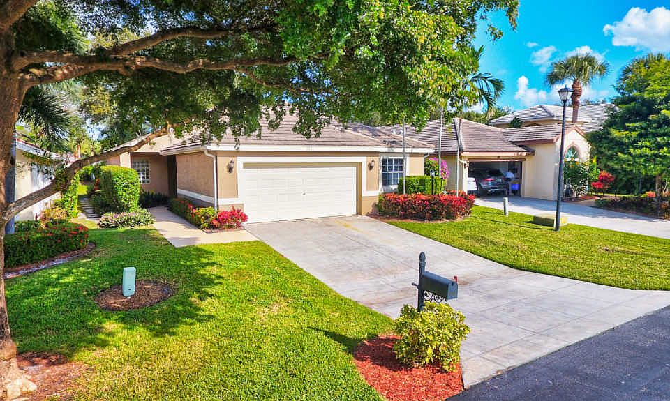 2821 S Clearbrook Cir, Delray Beach, FL 33445 Zillow