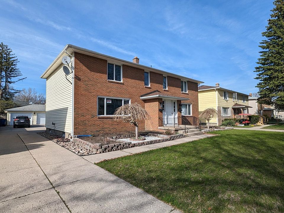 1st image of 110 Marine Dr