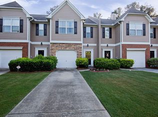 131 Oak Green Dr, Lawrenceville, GA