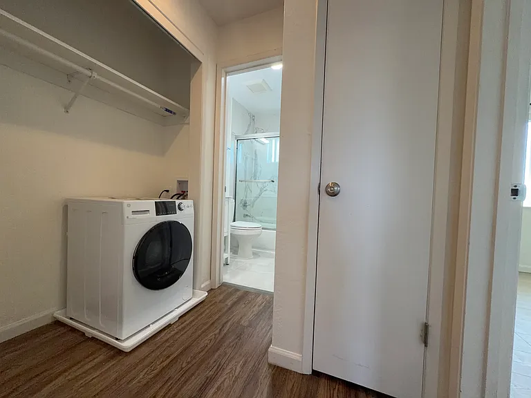1156 Santa Clara St #9 — Photo 6