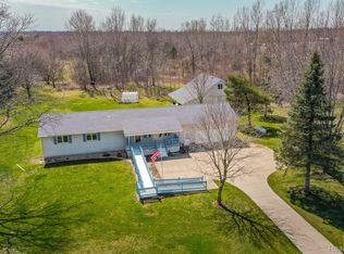 10178 E Richfield Rd, Davison, MI 48423