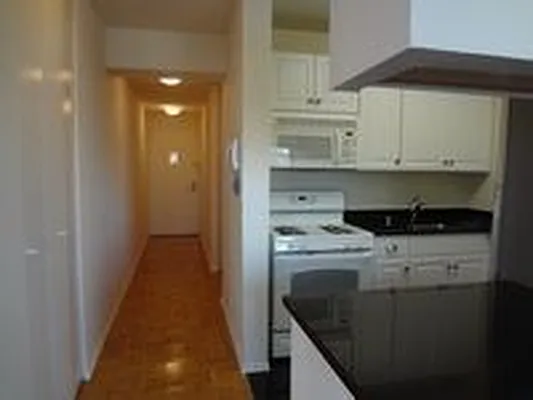 Rented by Royal Operation System | media 37