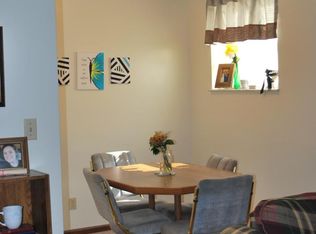 923 Vattier St APT 2, Manhattan, KS 66502