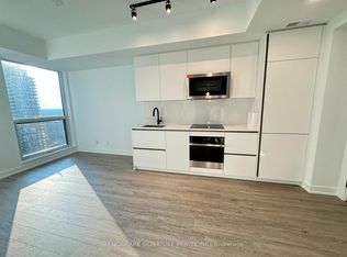 327 King St W #2405, Toronto, ON M5V 1J5