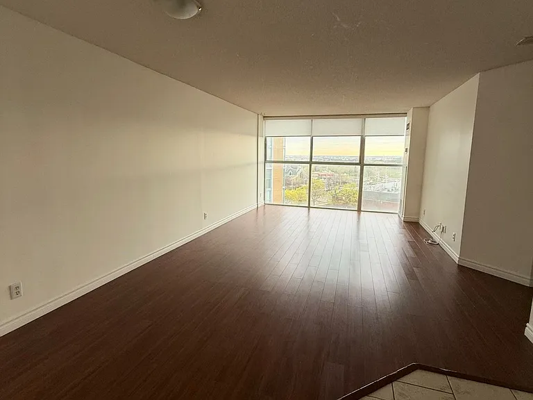 35 Trailwood Dr #815 — Photo 4