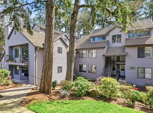4000 Carman Dr #71, Lake Oswego, OR