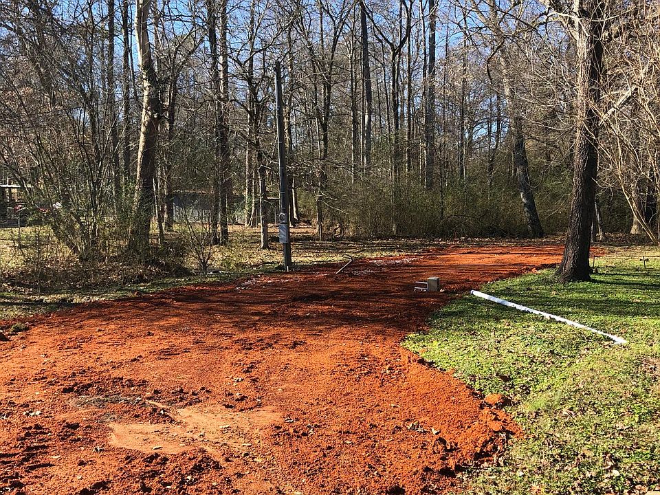 2nd image of 40 Simmons Rd