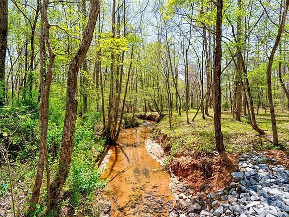 3rd image of 0 Taylor Rd