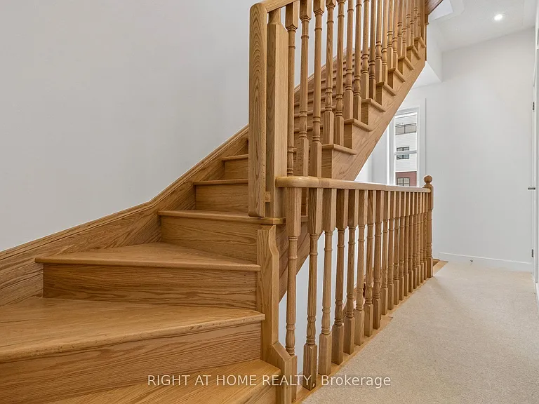 15100 Yonge St #206 — Photo 26