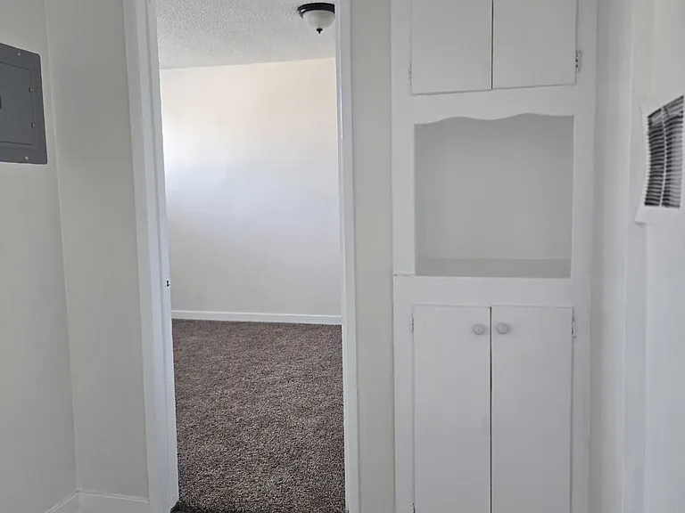 1969 Fashion Ave #17 — Photo 8