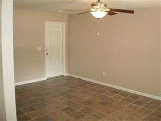3rd image of 8678 Kingdale Ave