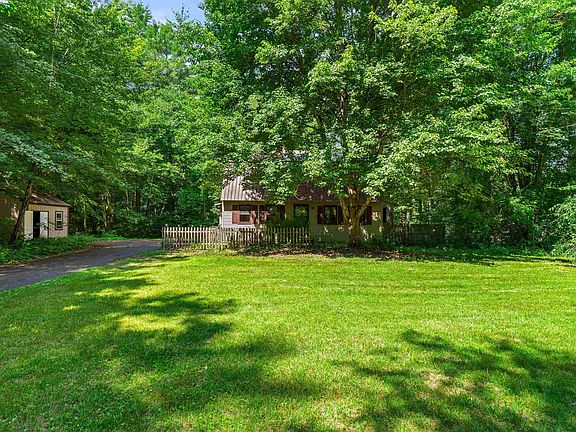 3rd image of 59 Oak Hill Road