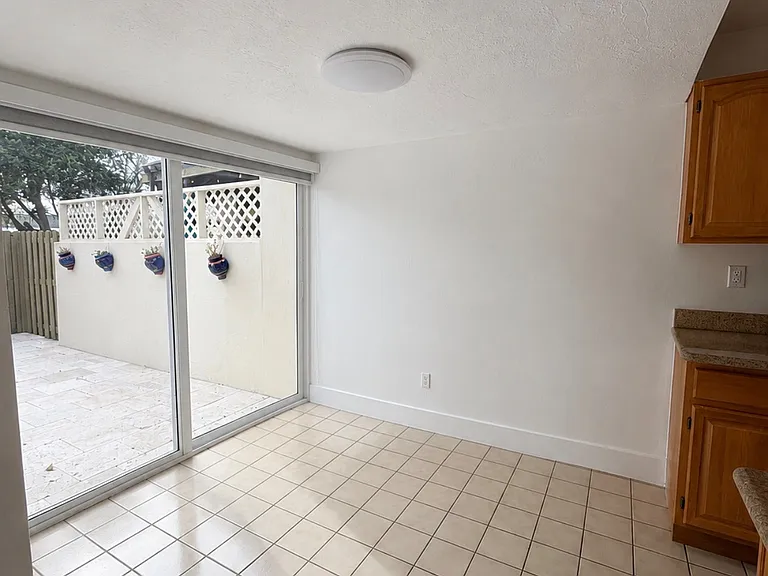Breakfast nook