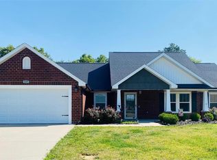 127 Brandon Cole Ct, Jackson, MO 63755
