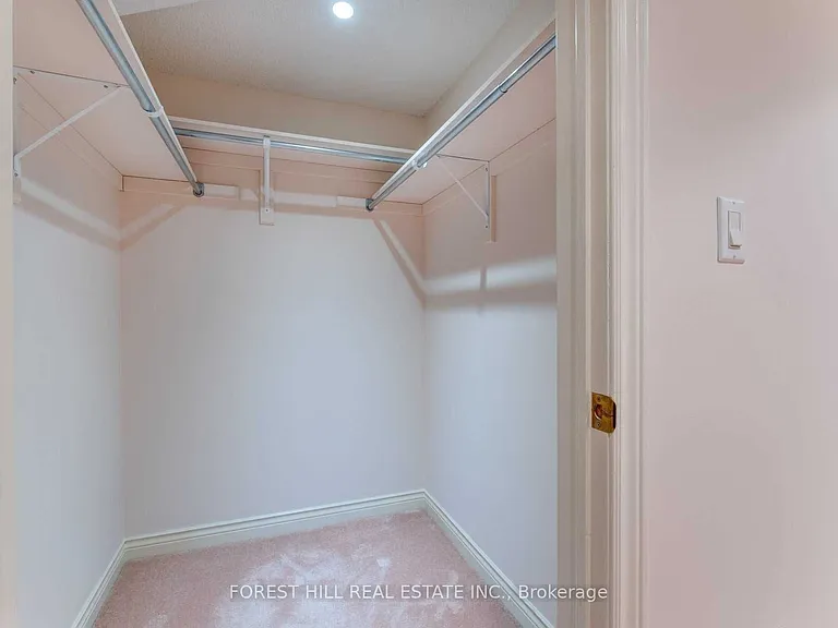 198 Homewood Ave #BASEMENT — Photo 13