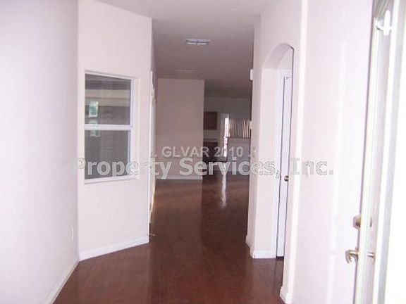 3rd image of 8495 Cerritos Ct