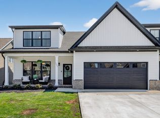 1097 Malinda Ln, Greenbrier, TN 37073