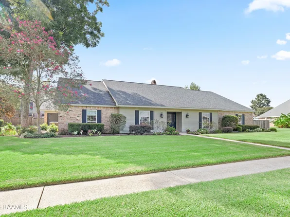 101 Chatwood Cir, Lafayette, LA 70508