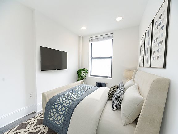 4th image of 345 E 21st St #3A