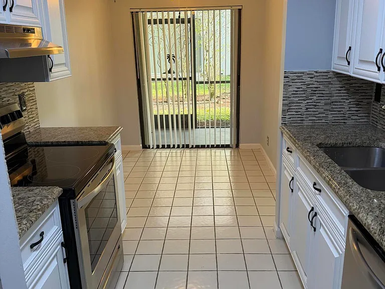 12628 Shoreline Dr #9C — Photo 9