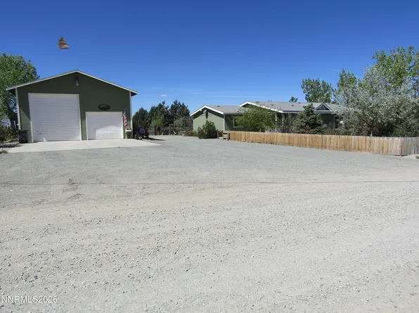 41 S Bybee Ln, Yerington, NV 89447