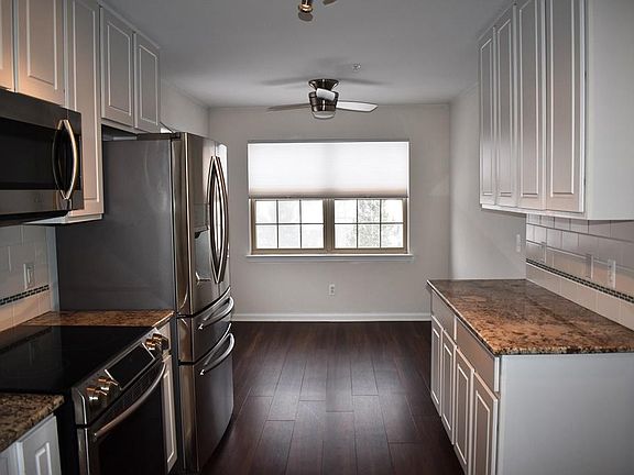 5th image of 436 Boardwalk Dr #436