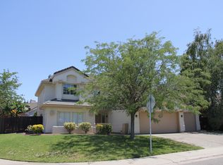 9561 Soaring Oaks Dr, Elk Grove, CA 95758