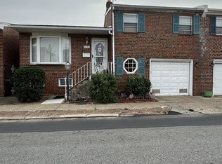 4243 E Thompson St, Philadelphia, PA 19137