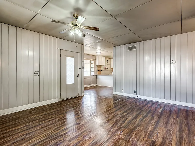 2119 W Sherwood Ave — Photo 9