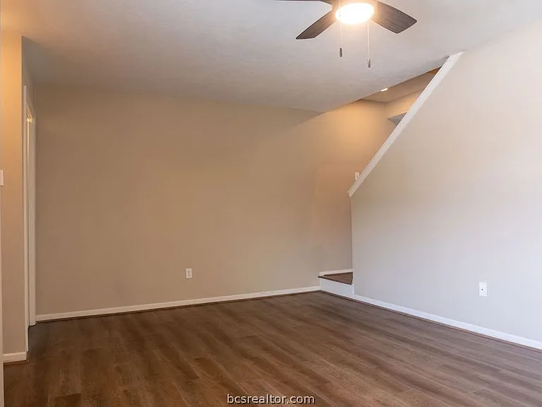 4513 Carter Creek Pkwy #7 — Photo 4