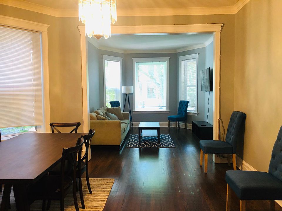 1st image of 1226 W Newport Ave #1