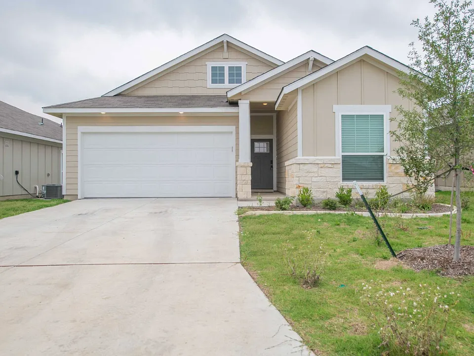 2812 Fox River Dr