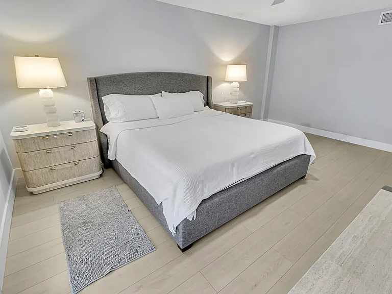 2806 N 46th Ave #D334 — Photo 11