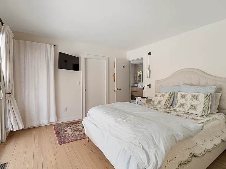 11 N Cape Ln — Photo 6