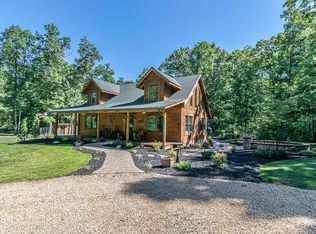 121 Courtney Woods Ln, Stuarts Draft, VA 24477