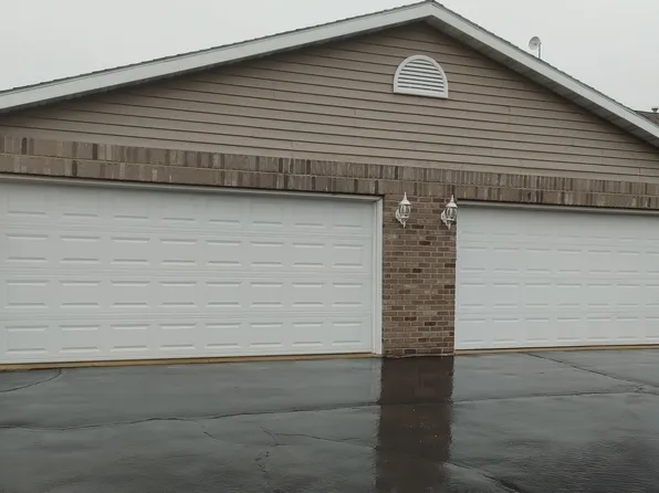 150 N Wooster St Unit 9, Capron, IL 61012