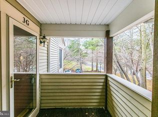 10350 Luria Commons Ct #3G, Burke, VA 22015
