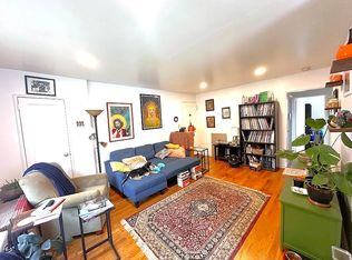 40-11 191st St #2L, Flushing, NY 11358