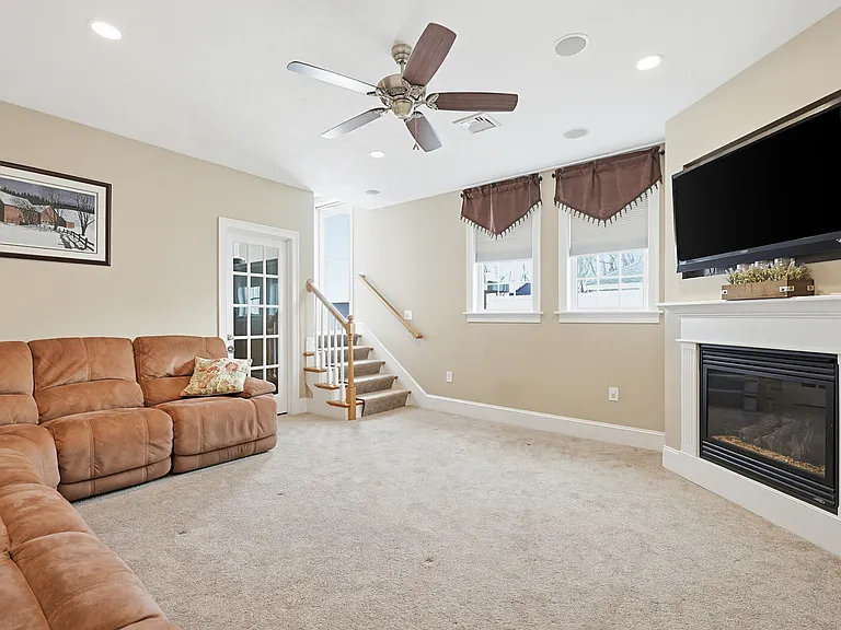 800 Washington St #2 — Photo 11