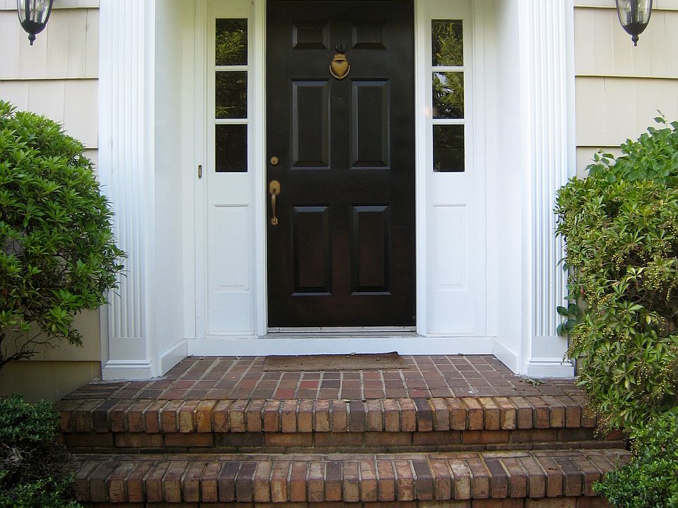 2nd image of 135 Candace Ln